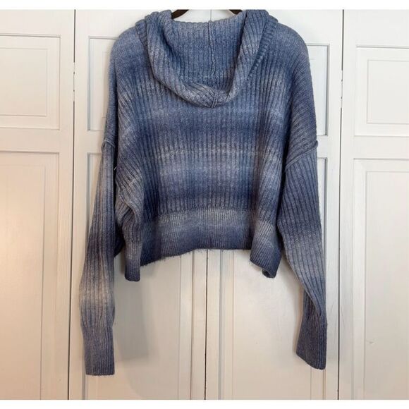 Offline by aerie ribbed ombre cropped blue sweater size xl - Picture 8 of 8